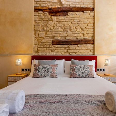 Nine O Clock San Agustin Suites Sevilla Exterior foto