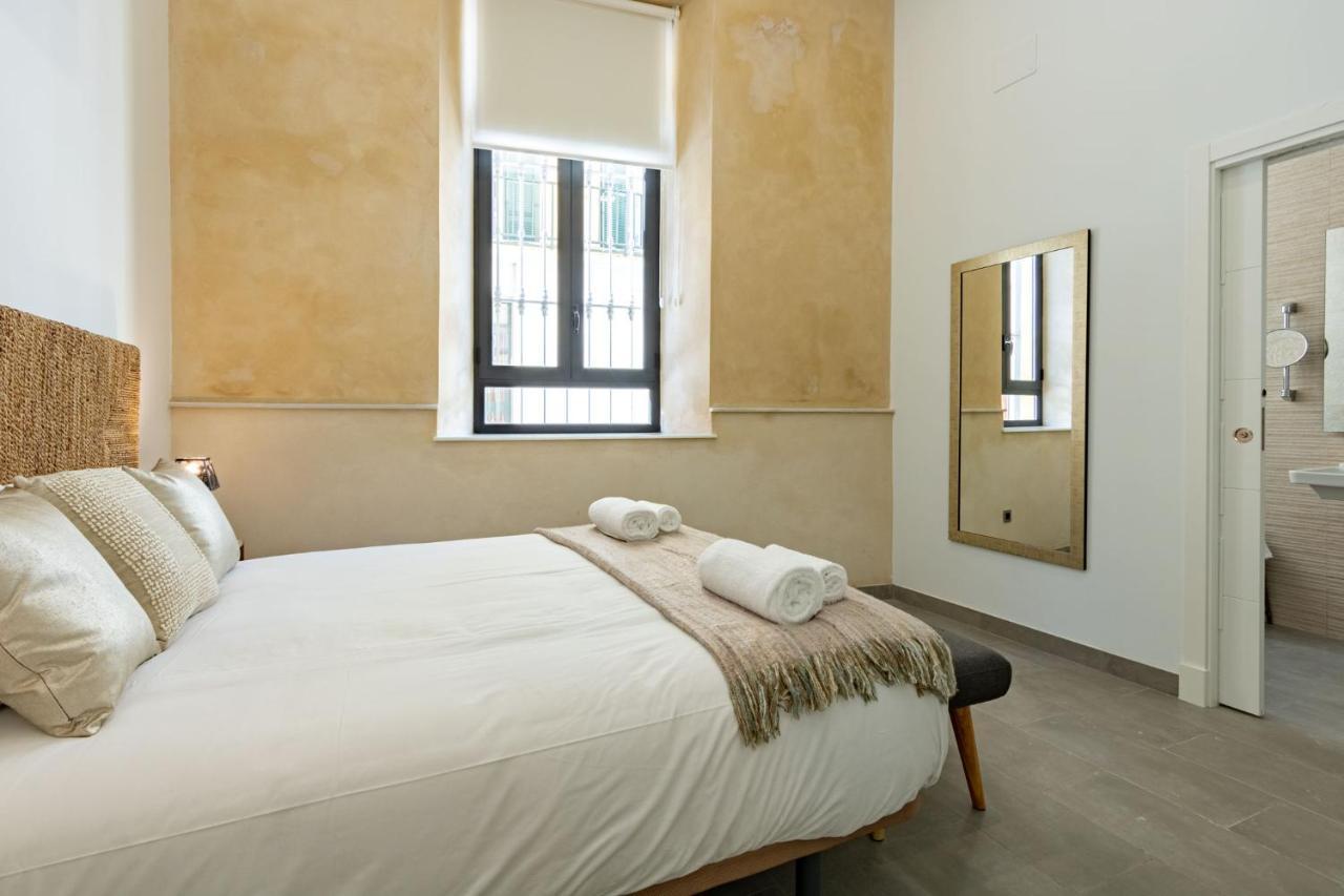 Nine O Clock San Agustin Suites Sevilla Exterior foto