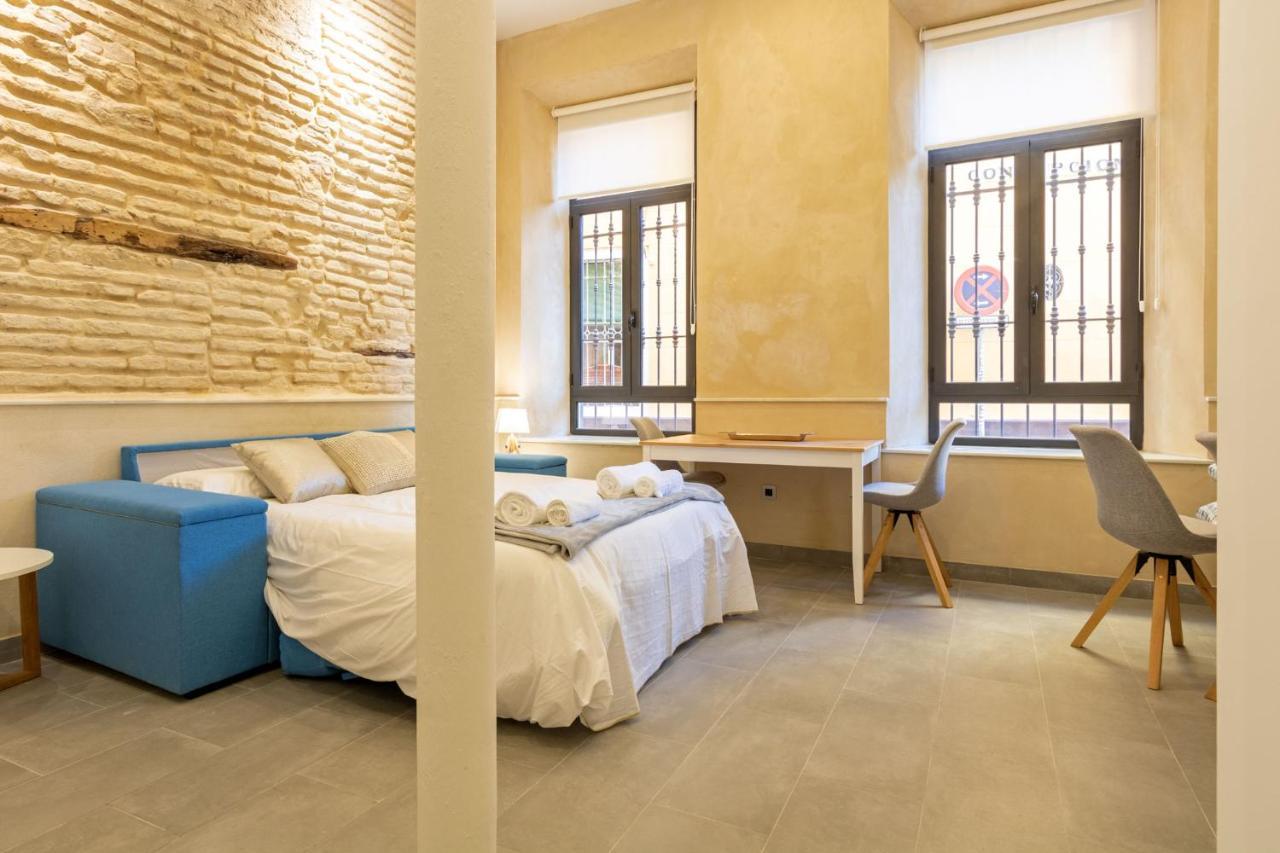Nine O Clock San Agustin Suites Sevilla Exterior foto